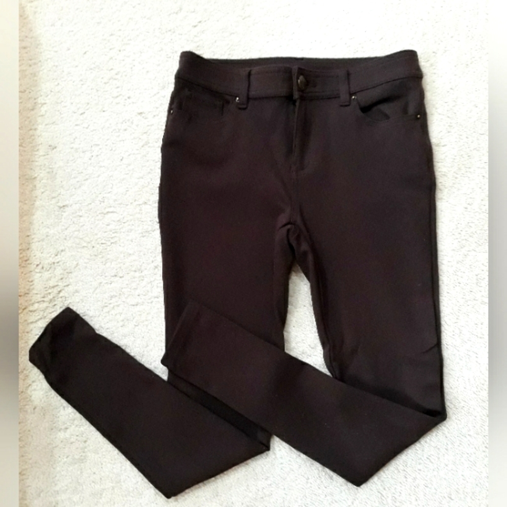 Style & Co. Brown Skinny-leg Jeggings, NWOT, Size 2P